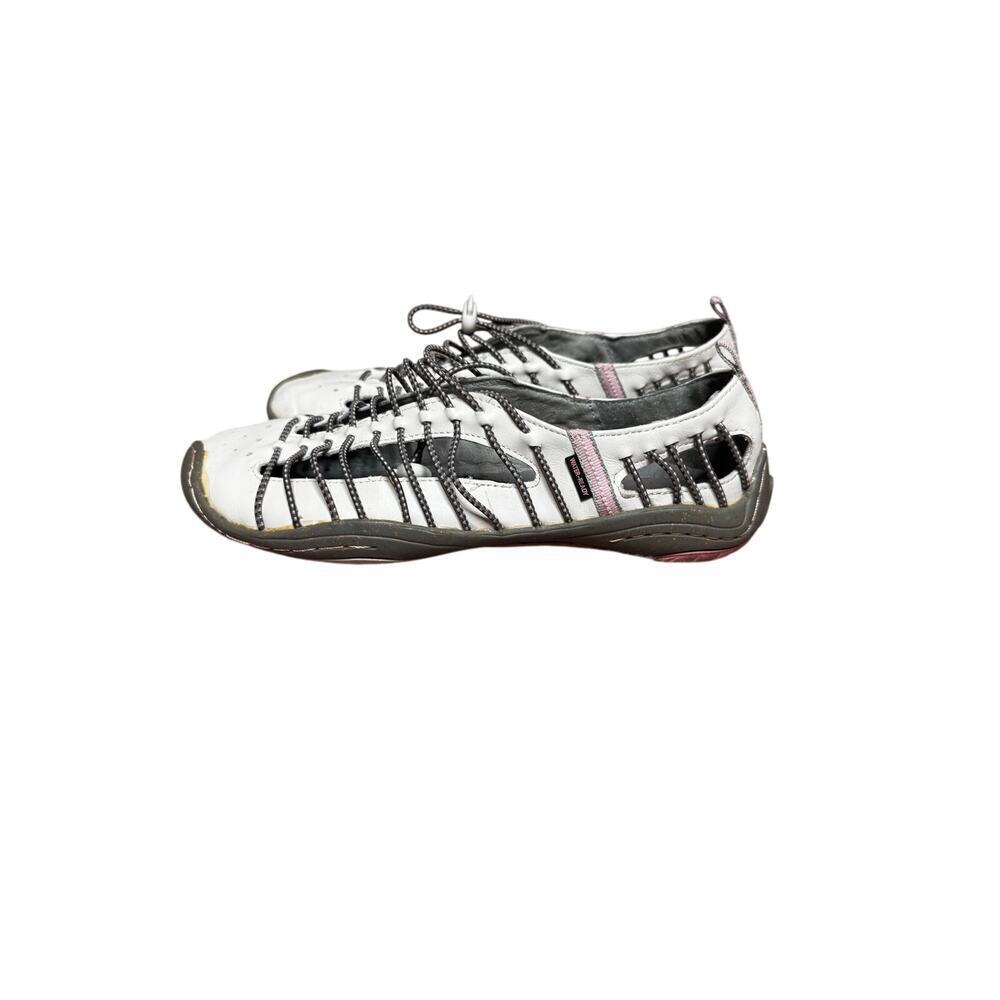 Jambu White, Black & Pink Casual Flats